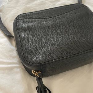 Black crossbody leather bag | Cuyana